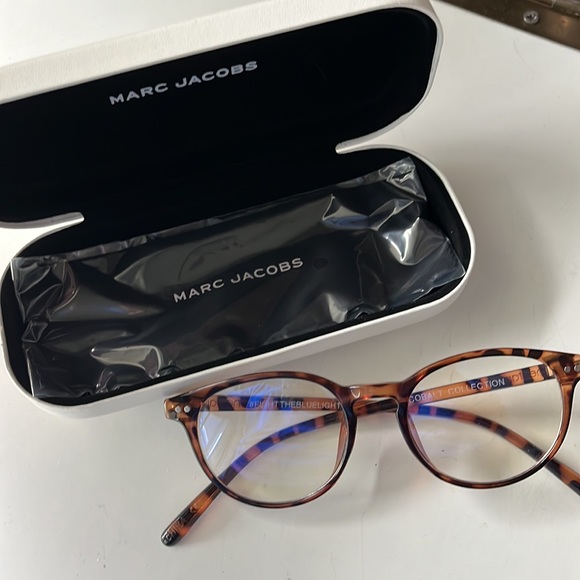 Blue Light Blocker Glasses - Picture 2 of 6